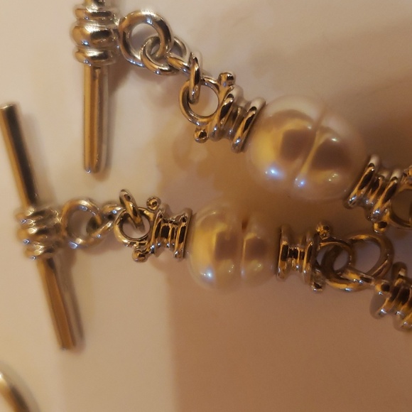 Dual Pearl and Silver Bracelets - Picture 6 of 6